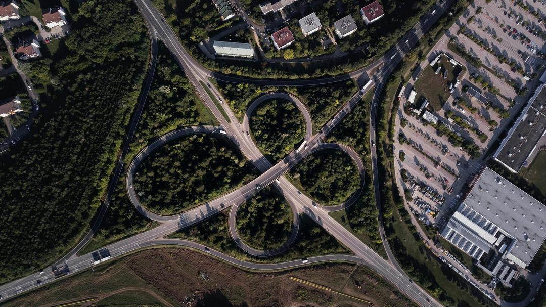 Node.js Architecture — Event Loop Deep Dive